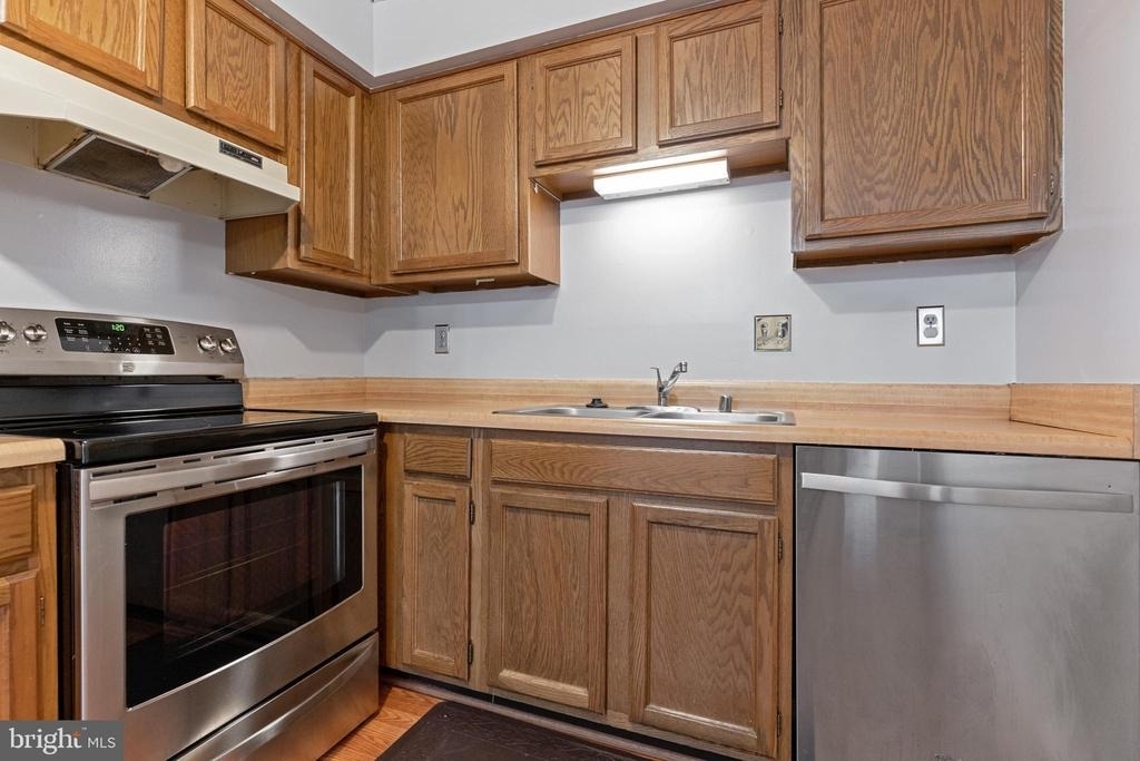 48 Avonshire Court - Photo 13