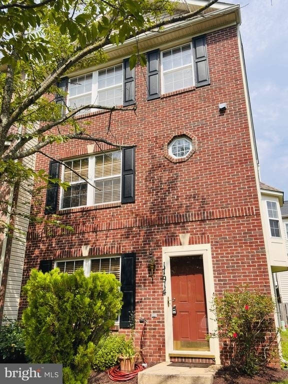 17914 Chatterly Terrace - Photo 0