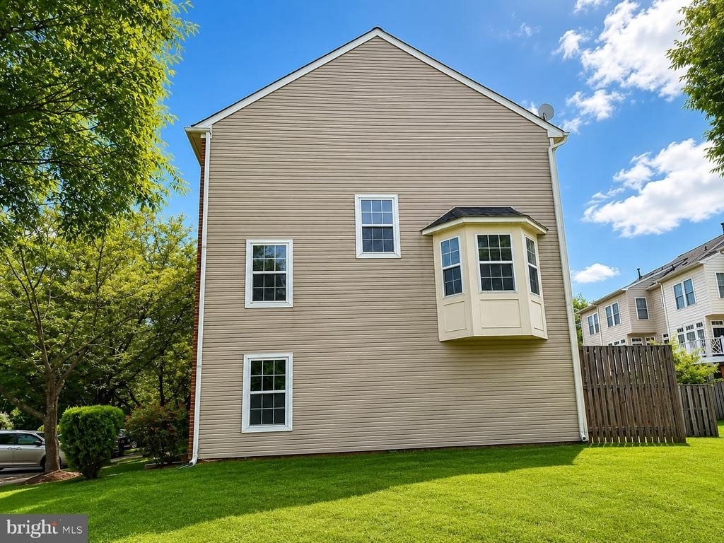 17914 Chatterly Terrace - Photo 2
