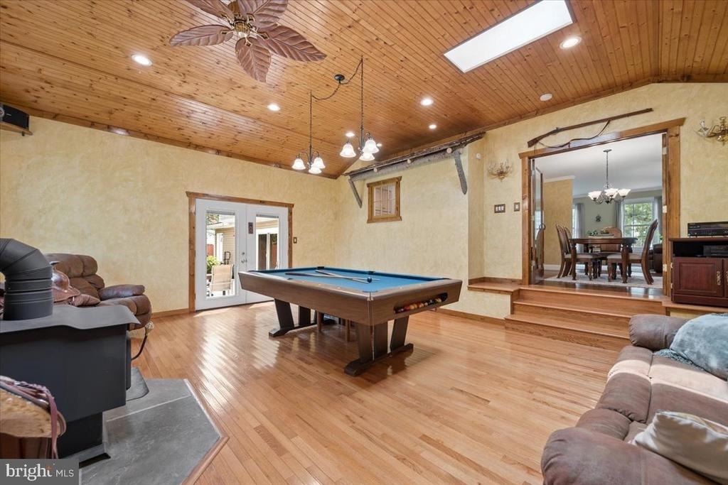 19829 Spurrier Avenue - Photo 14