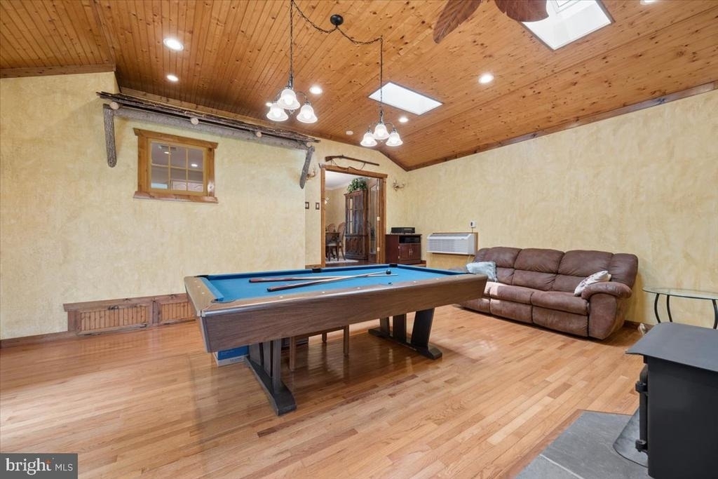 19829 Spurrier Avenue - Photo 15