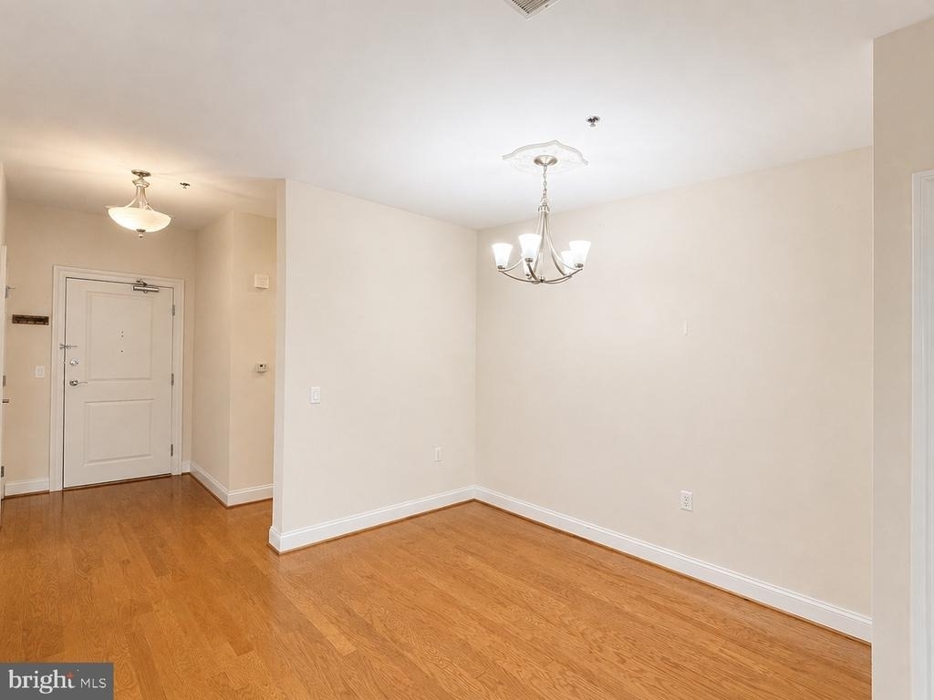 38 Maryland Avenue - Photo 7