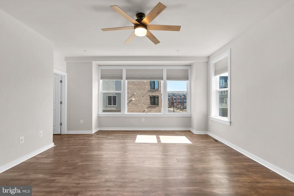 16302 Connors Way - Photo 22
