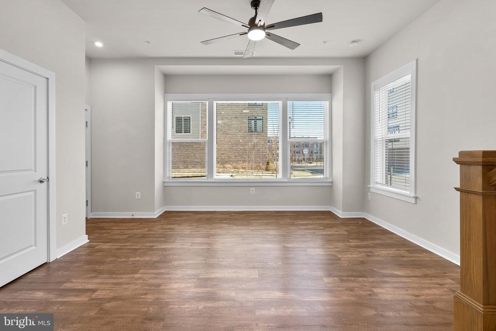 16302 Connors Way - Photo 2