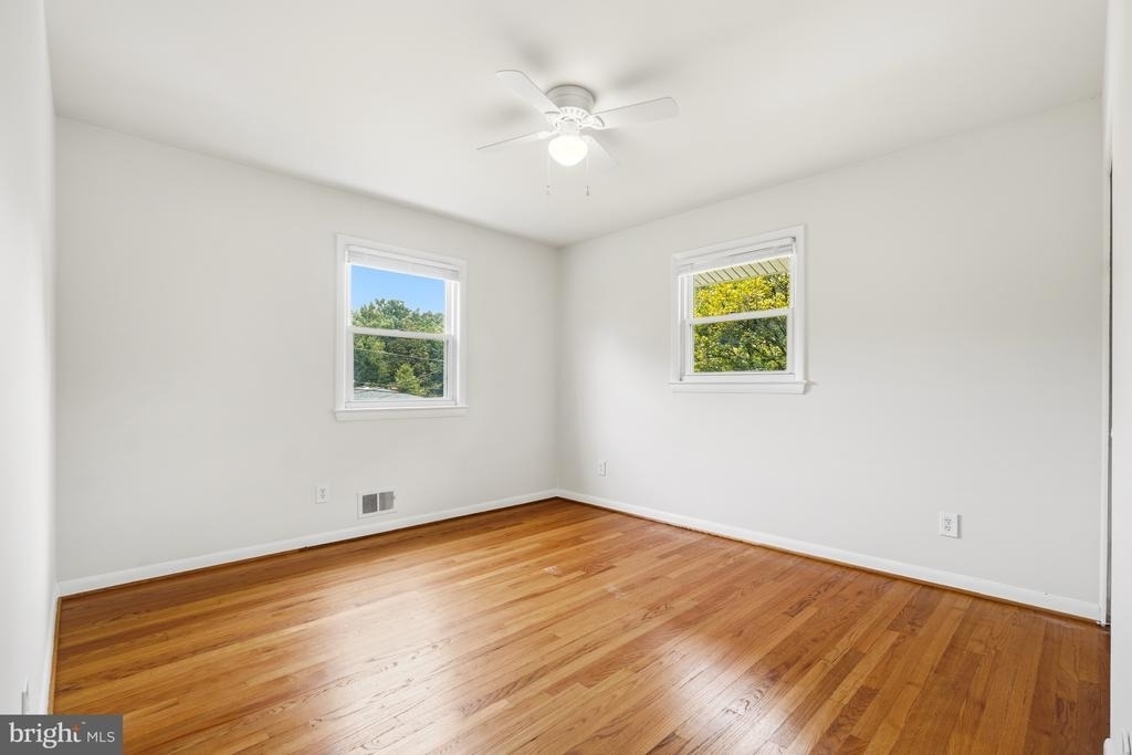 11840 Enid Drive - Photo 16