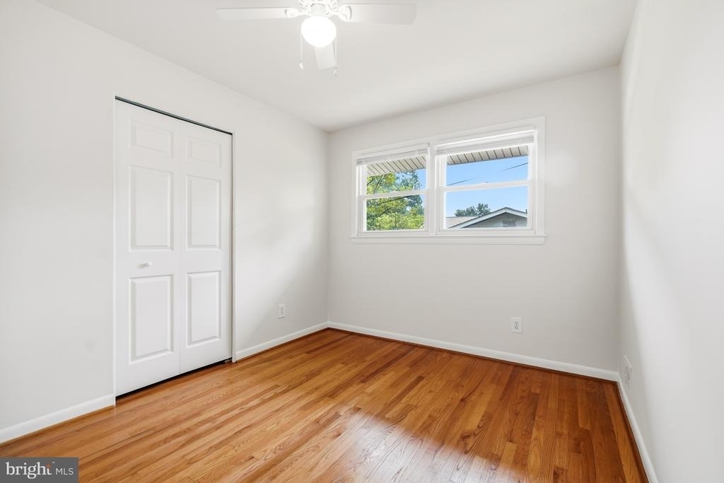 11840 Enid Drive - Photo 14