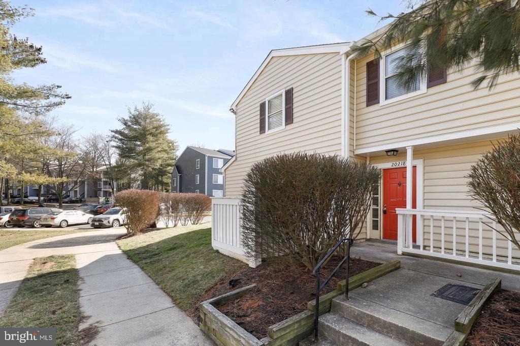 20218 Halethorpe Lane - Photo 0