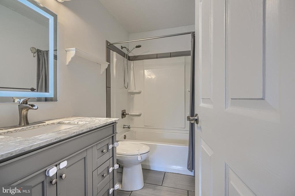 8301 Whitebark Court - Photo 38