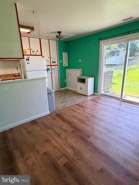 453 Berry Court - Photo 5