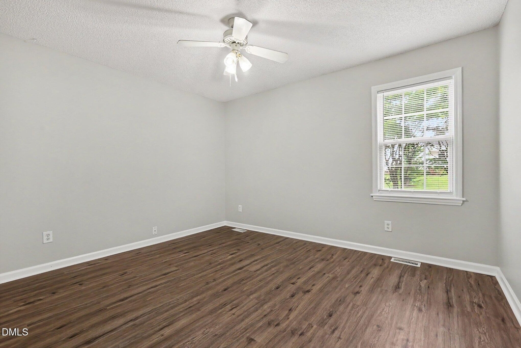 200 Waterford Drive - Photo 19