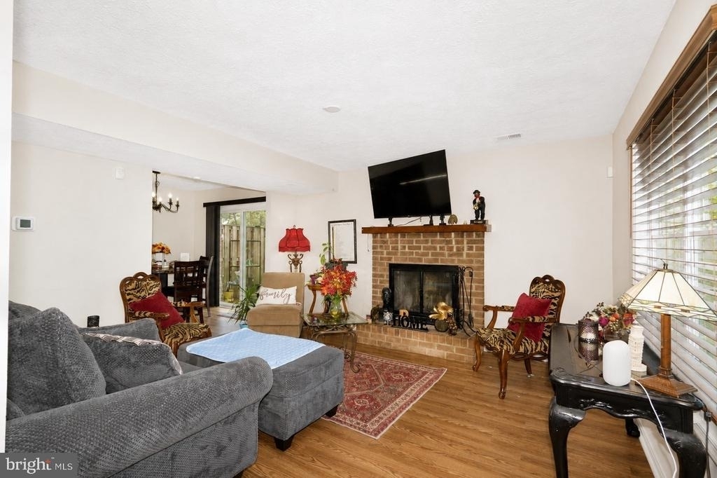 5135 Shawe Place - Photo 2
