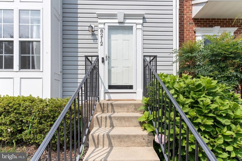 8212 Silverton Court - Photo 3