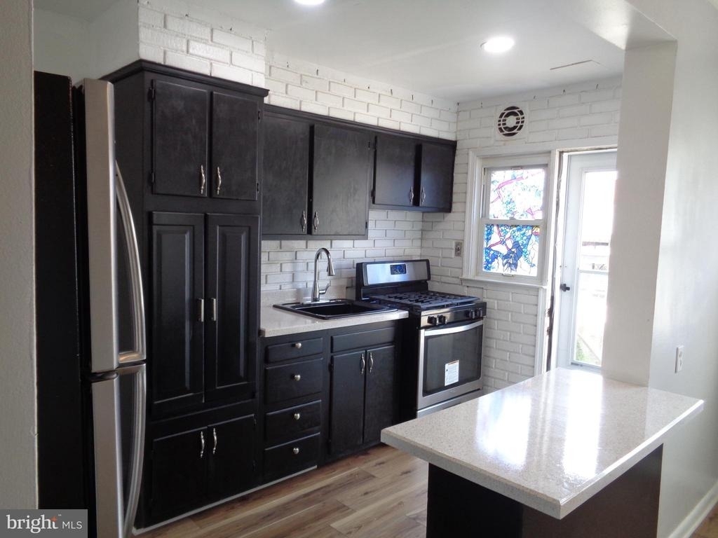 2245 Graythorn Road - Photo 12