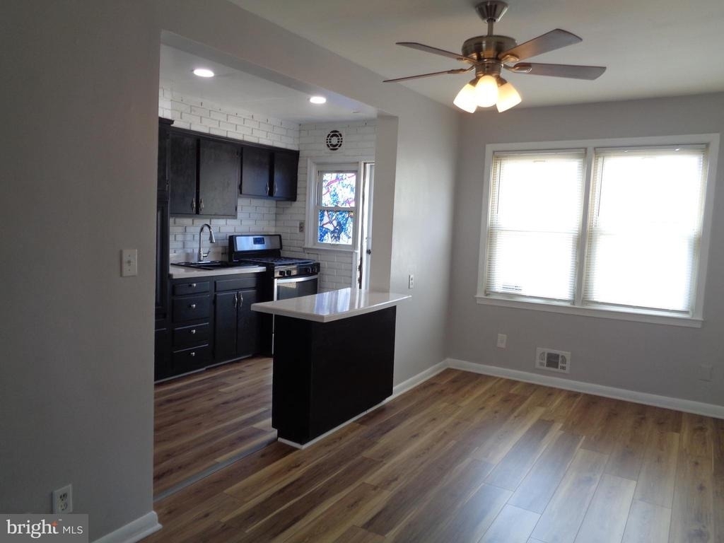 2245 Graythorn Road - Photo 9