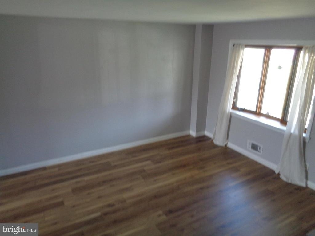 2245 Graythorn Road - Photo 16