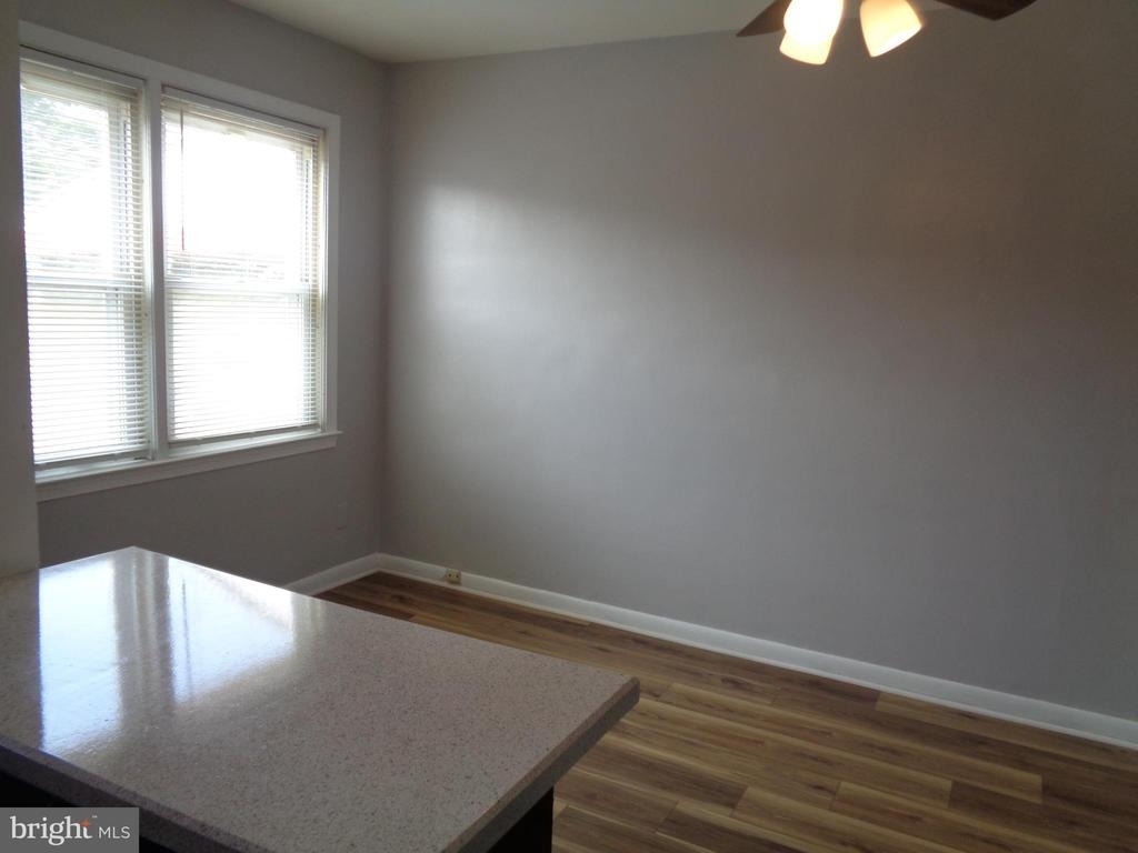 2245 Graythorn Road - Photo 5