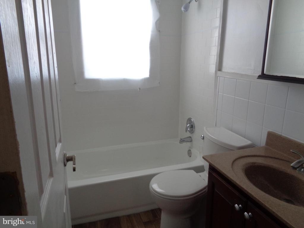 2245 Graythorn Road - Photo 18