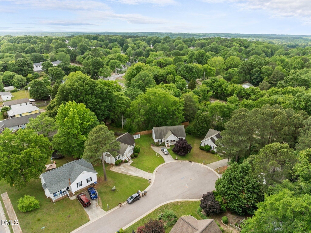 404 Foxbridge Court - Photo 32