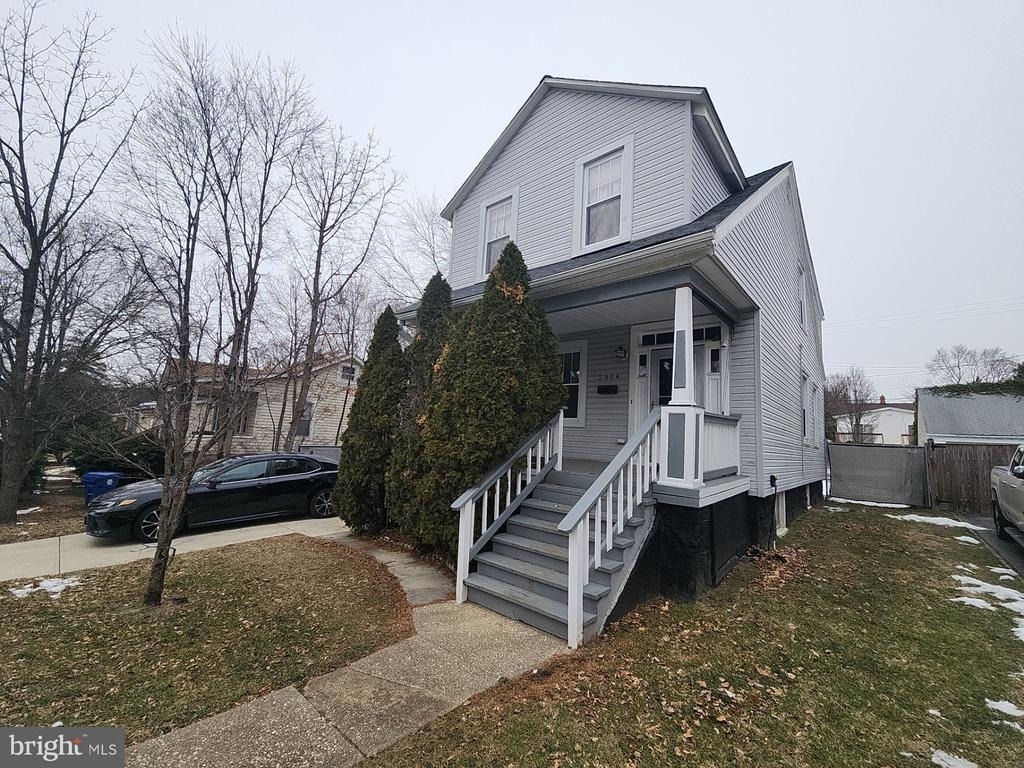 2804 Christopher Avenue - Photo 0