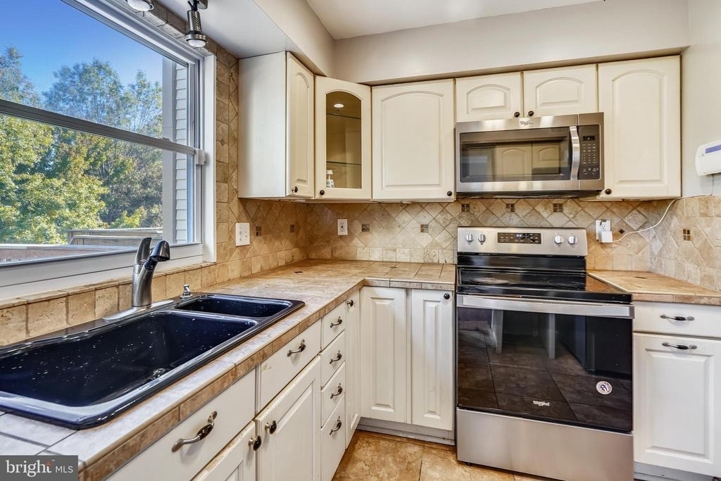 8151 Turn Loop Road - Photo 3