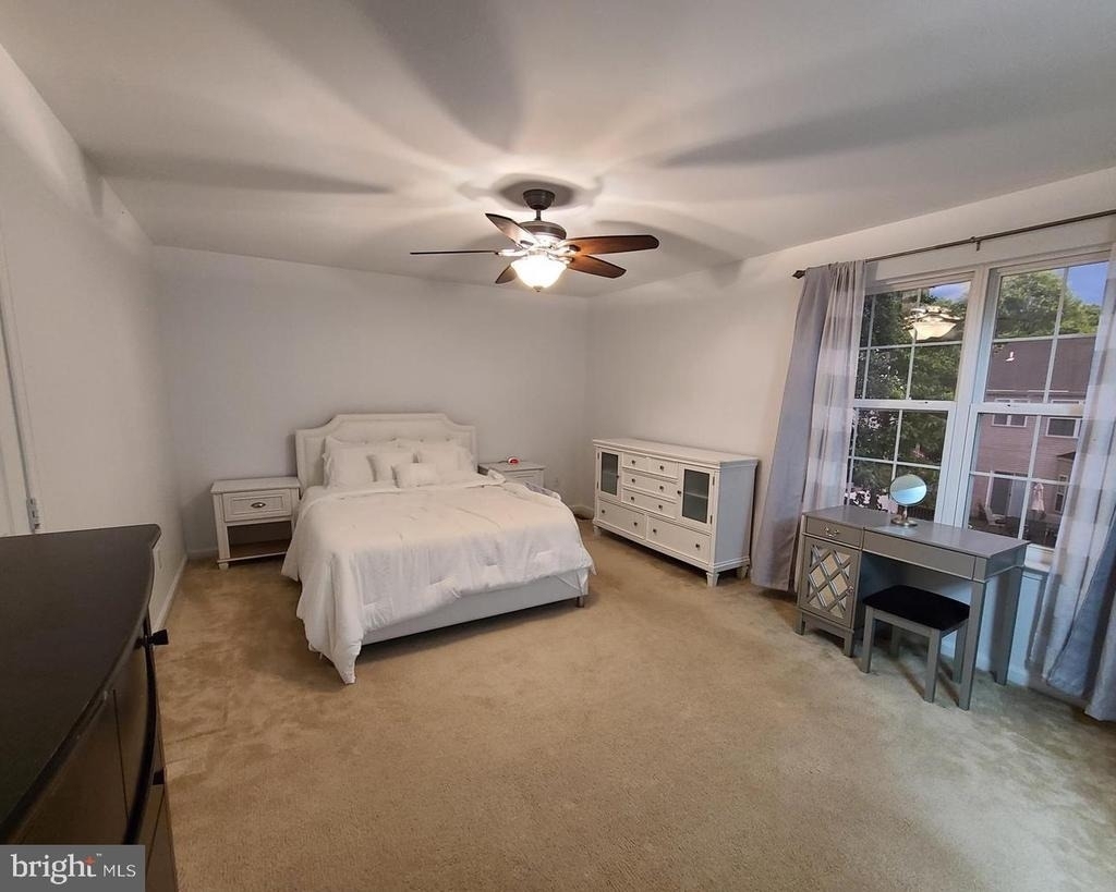 133 Myrtle Avenue - Photo 9