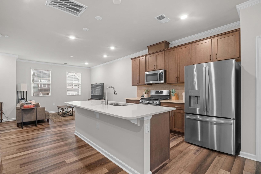 728 Cormiche Lane - Photo 5