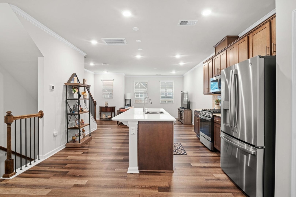 728 Cormiche Lane - Photo 10