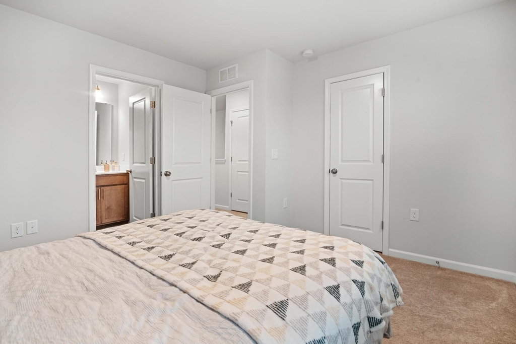 728 Cormiche Lane - Photo 20