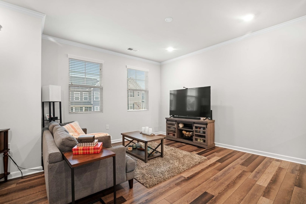 728 Cormiche Lane - Photo 17