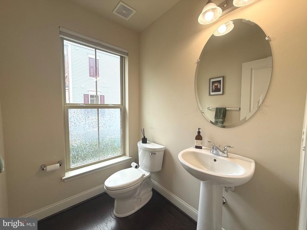 104 Vanguard Lane - Photo 9