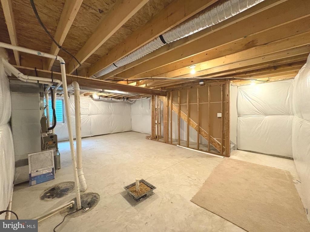 27003 Greenleaf Drive - Photo 18