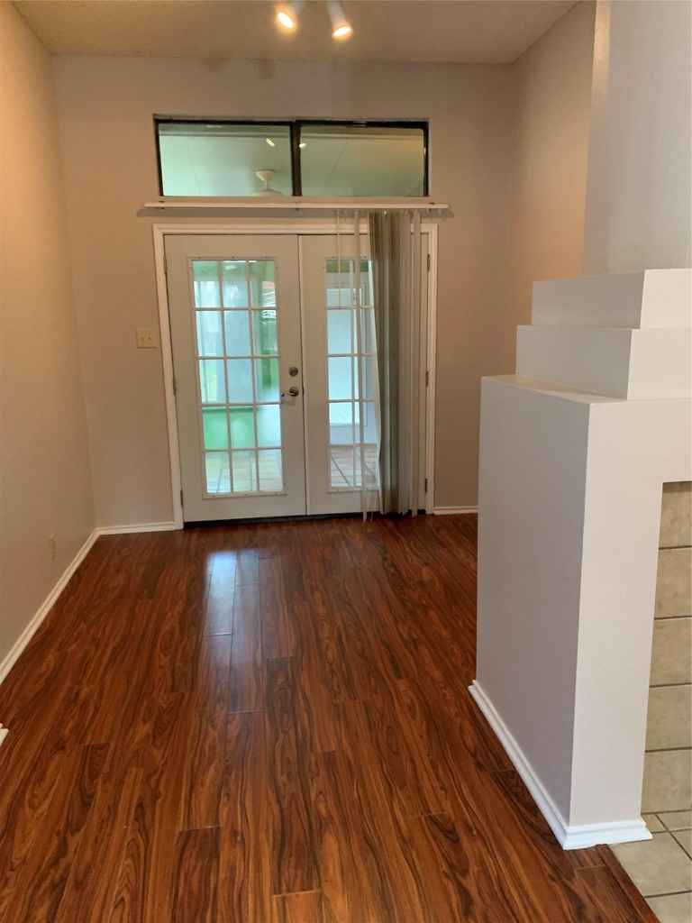 3215 Tree Grove Dr - Photo 4