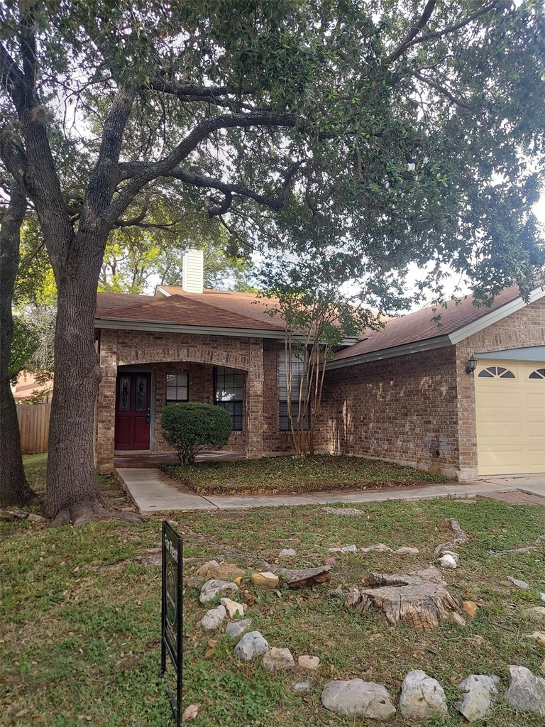 3215 Tree Grove Dr - Photo 1