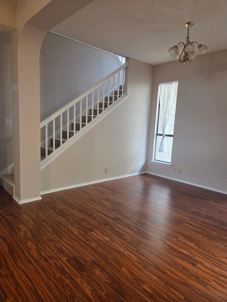3215 Tree Grove Dr - Photo 6