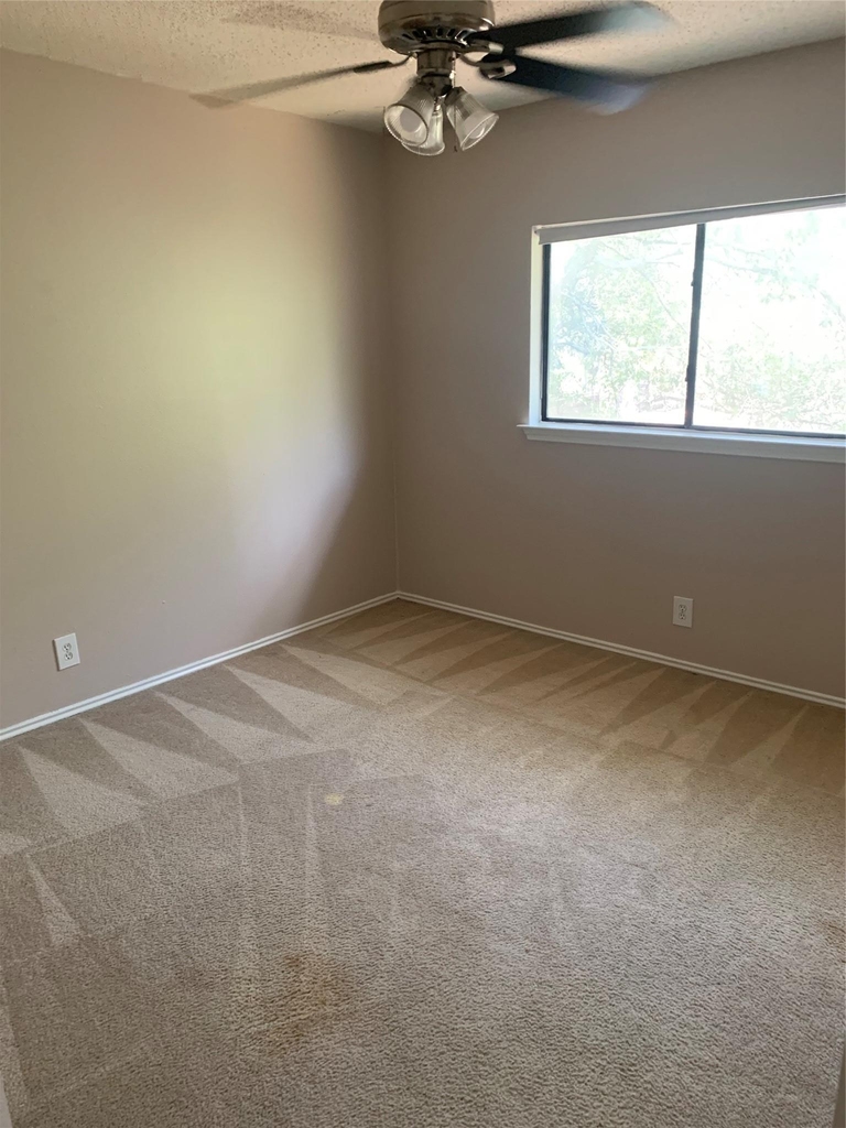 3215 Tree Grove Dr - Photo 20