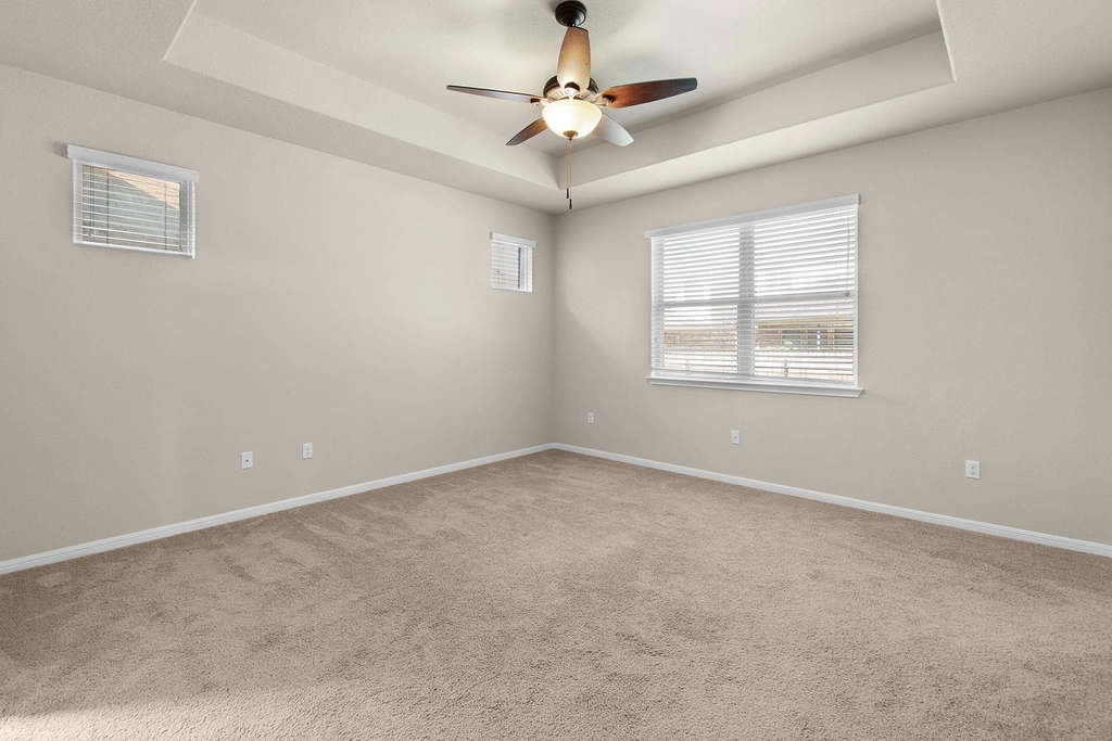 2437 Lyla Ln - Photo 7
