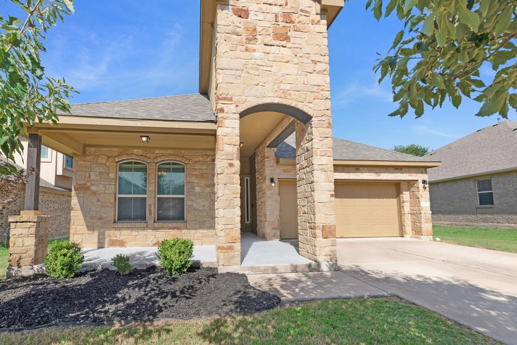 2437 Lyla Ln - Photo 1