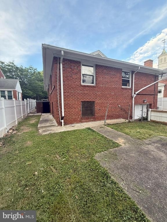 8020 Eastern Avenue Nw - Photo 47
