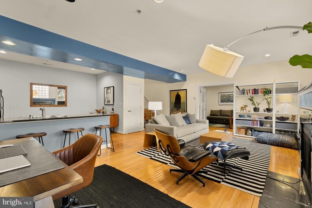 2363 Champlain Street Nw - Photo 4