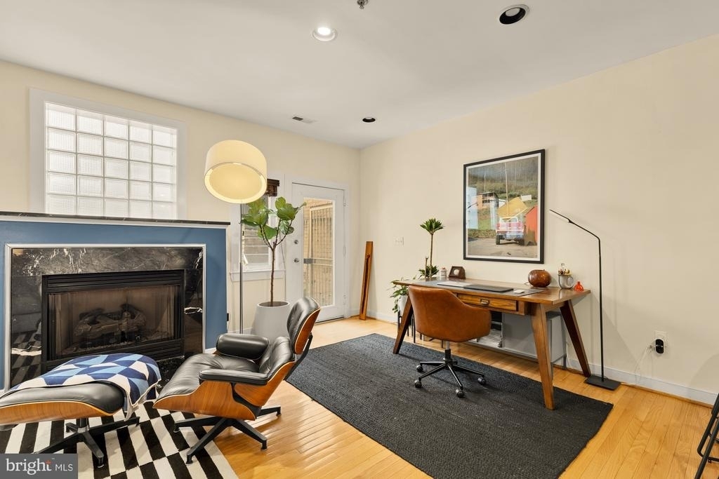 2363 Champlain Street Nw - Photo 5