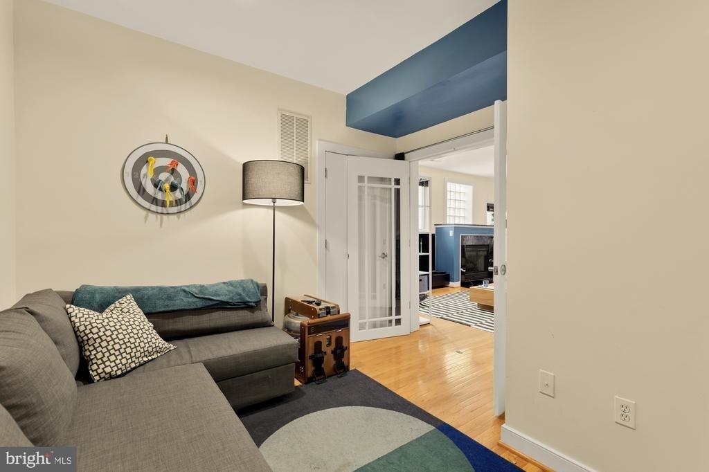 2363 Champlain Street Nw - Photo 17