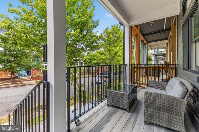 213 Seaton Place Ne - Photo 2