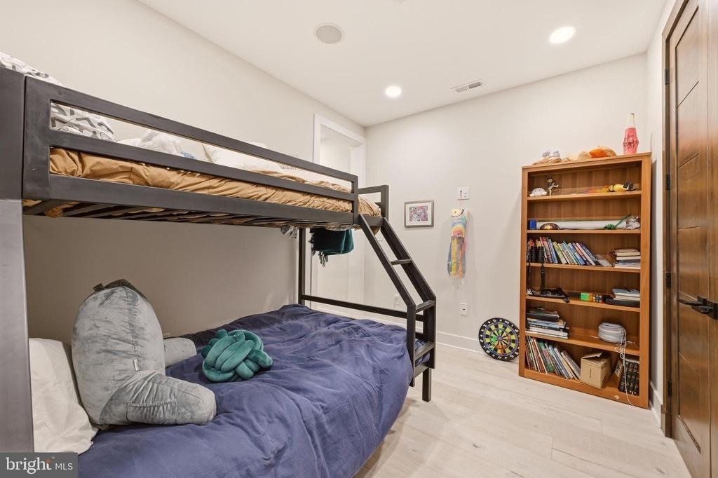 3554 13th Street Nw - Photo 19