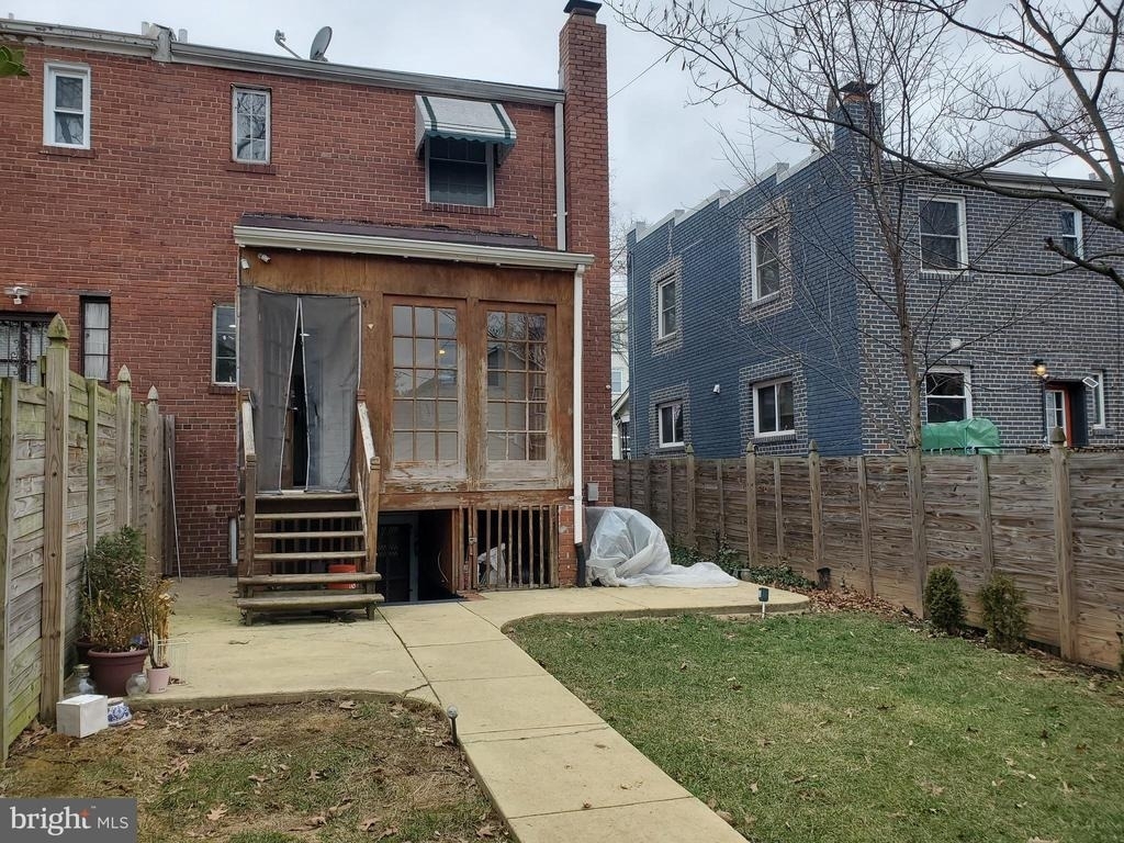 30 53rd Street Se - Photo 24