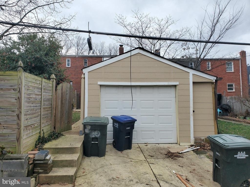 30 53rd Street Se - Photo 30