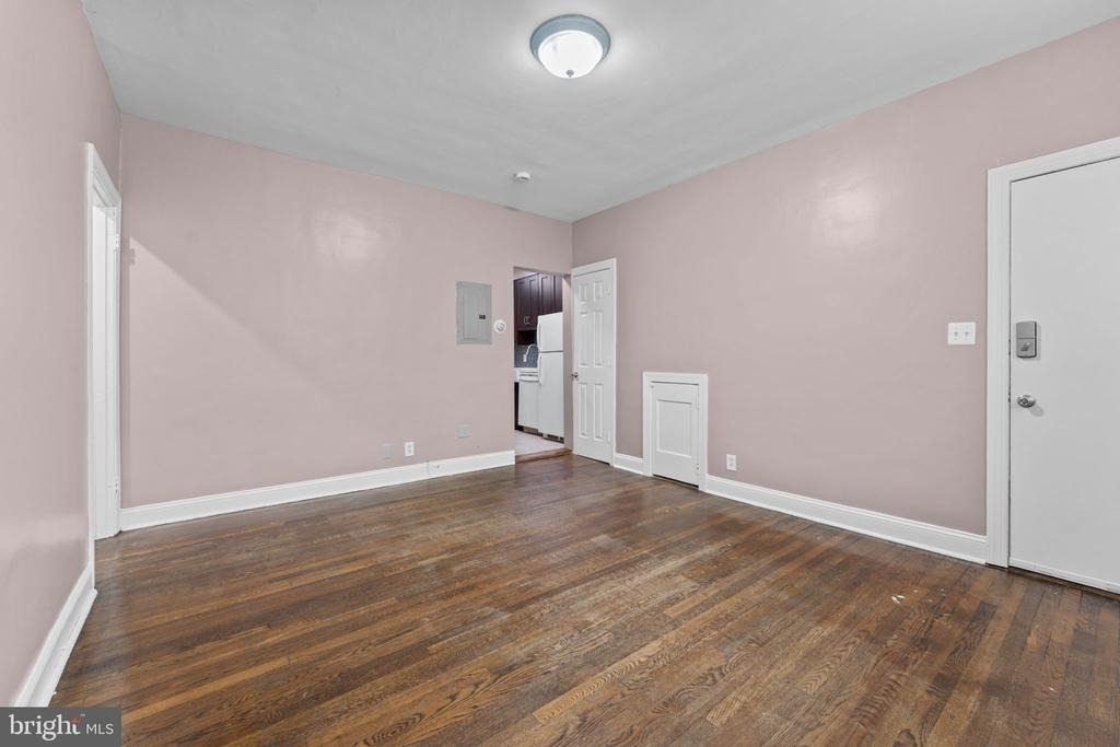 1617 F Street Ne - Photo 9