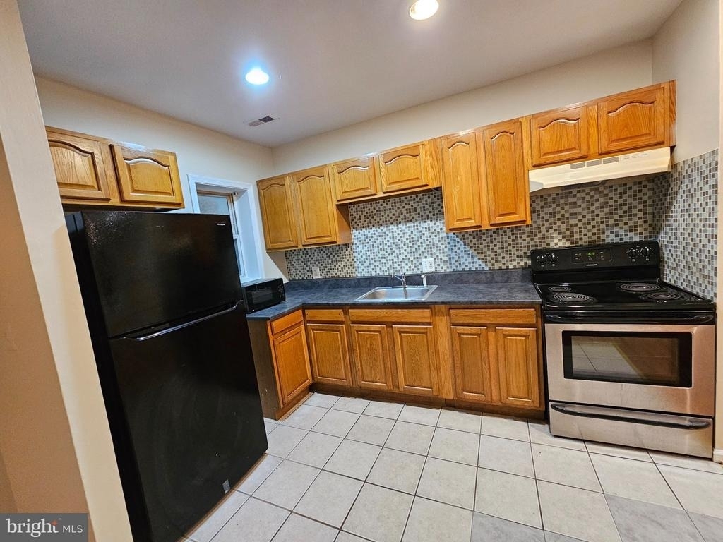 505 44th Street Ne - Photo 4