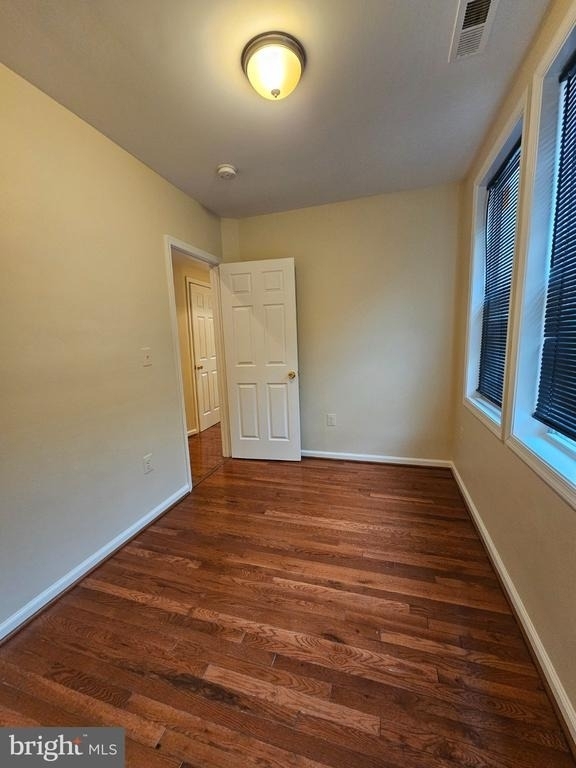 505 44th Street Ne - Photo 15