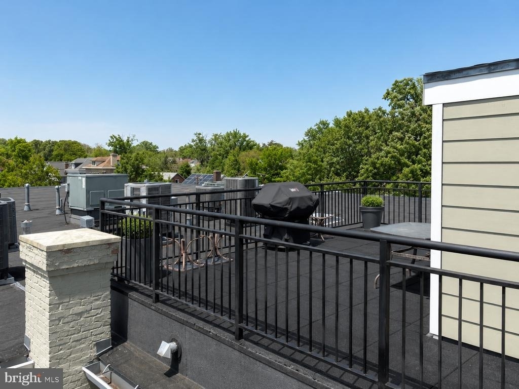 1352 Longfellow Street Nw - Photo 20