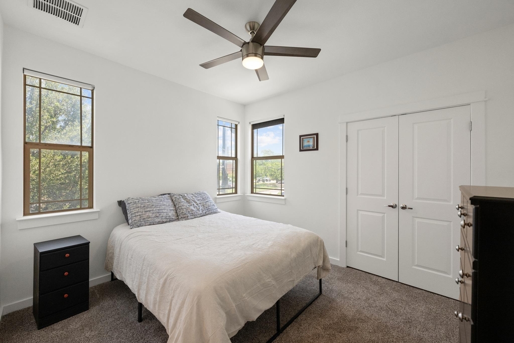 2208 Schriber St - Photo 23